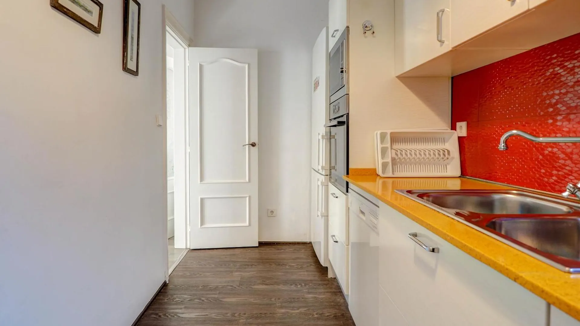 The Lilium Apartment By Hello Homes Sitges