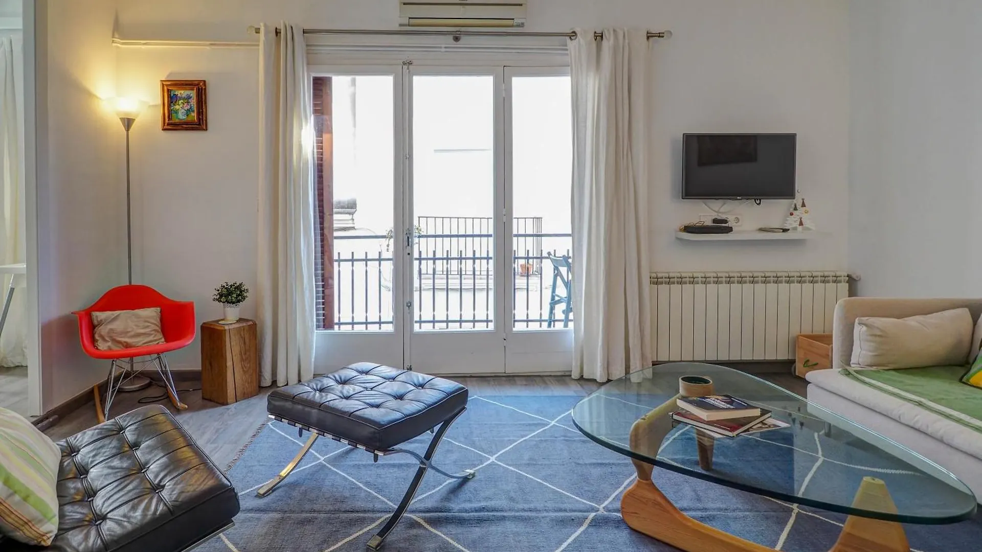 The Lilium Apartment By Hello Homes Sitges